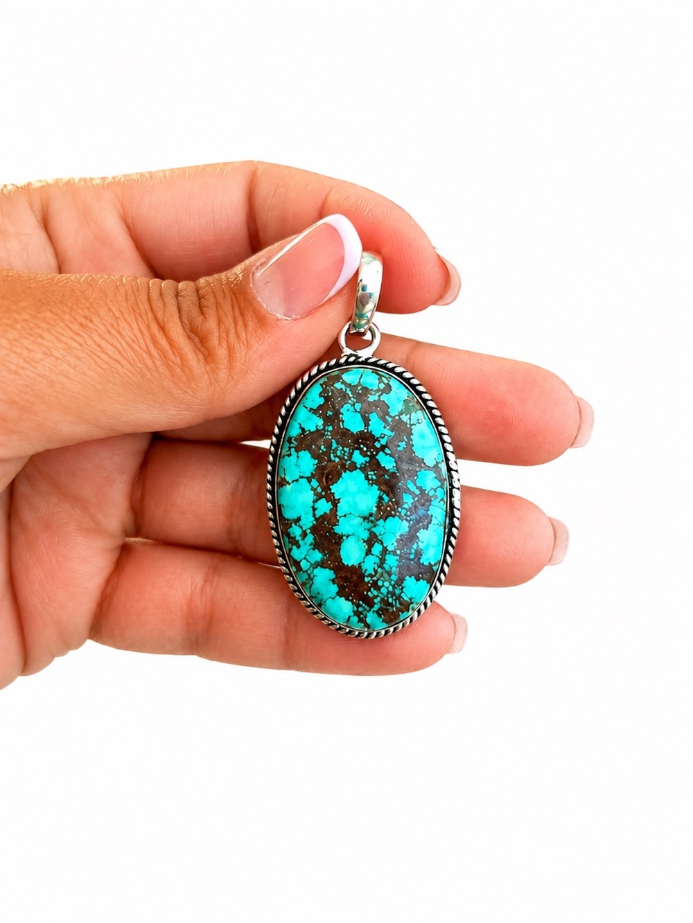 Navajo Sterling Silver Turquoise Oval Stone Pendant Necklace